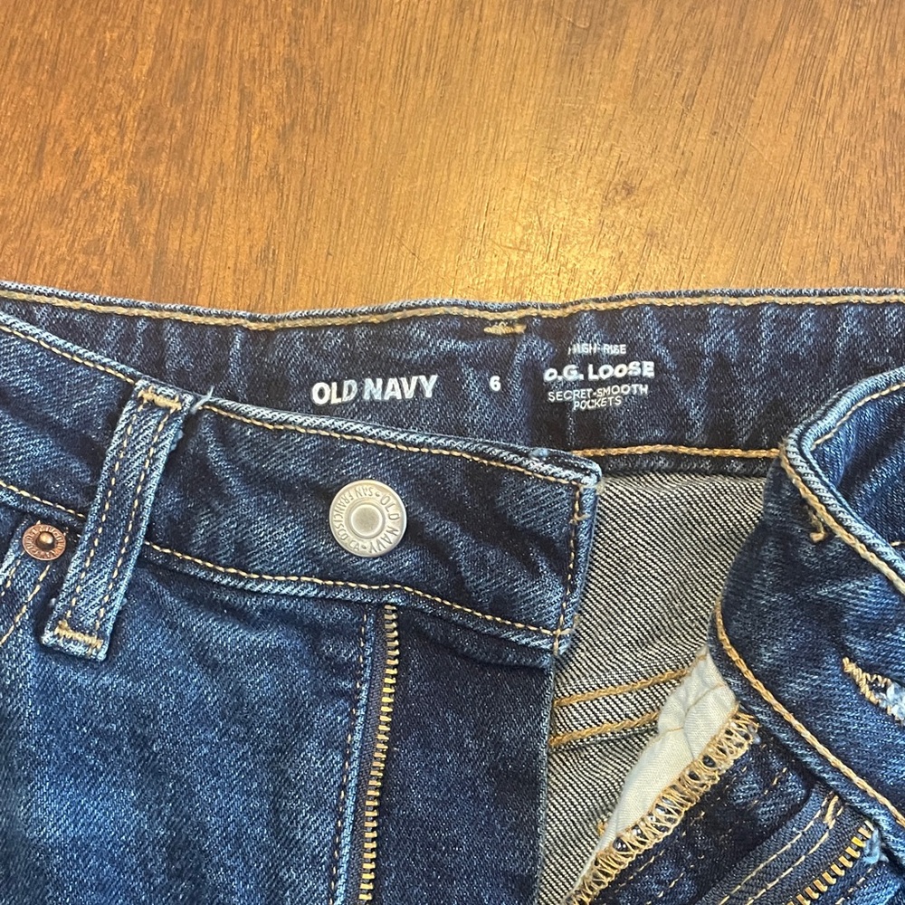 Old Navy Women’s Dark Blue Relaxed Jeans